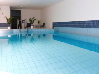 Schwimmbad Am Grünstreifen 10b Schwimmbad Am Grünstreifen 10b